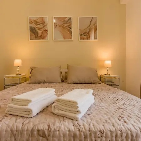 アパート Cantinho Na Amadora, A 5-minute Walk From The Train Station *