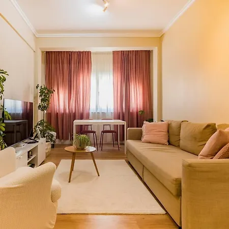 Cantinho Na Amadora, A 5-minute Walk From The Train Station * アマドーラ