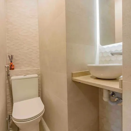 Cantinho Na Amadora, A 5-minute Walk From The Train Station *
