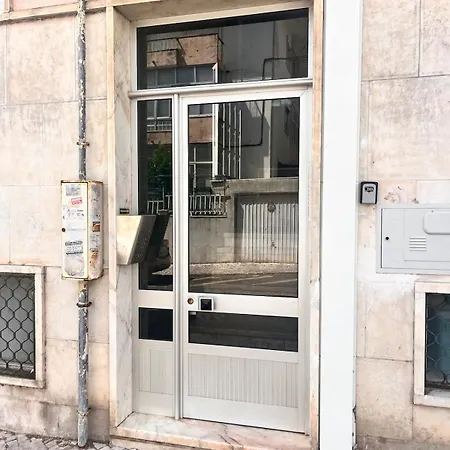 アパート Cantinho Na Amadora, A 5-minute Walk From The Train Station
